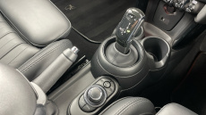 MINI Hatchback 1.5 Cooper Exclusive 5dr Auto [Comfort/Nav Pack] Petrol Hatchback